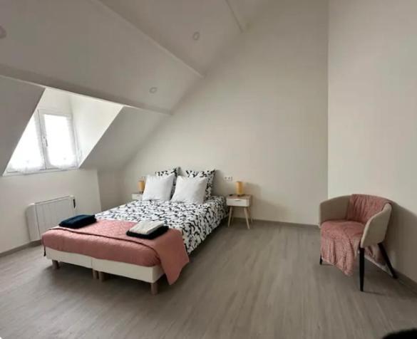 Lumineux Acces Privatif. Apartment Stains
