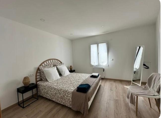 Apartment Lumineux Acces Privatif. Stains